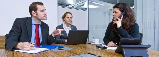 Las mujeres, menos afectadas que los hombres por la crisis económica