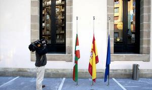 Batasuna también elude la condena del crimen de la banda en territorio francés