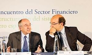 Fernández Ordóñez: «La banca puede ser un obstáculo si no se ataja el paro»