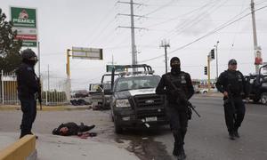 México acusa a Estados Unidos de vender armas a quienes asesinan a sus ciudadanos