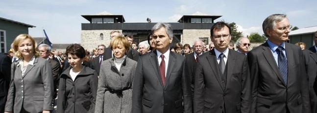 De la Vega rinde homenaje a las víctimas españoles del campo de Mauthausen