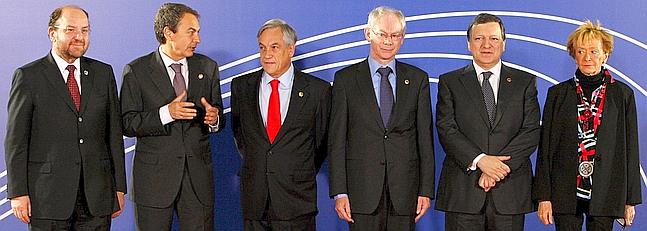 Zapatero, Van Rompuy y Barroso reciben a Piñera e inician la cumbre UE-Chile