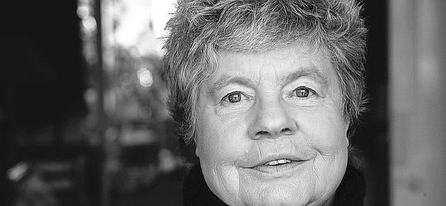 A. S. Byatt: «Escribo cuentos de hadas para adultos que alguna vez también fueron niños»