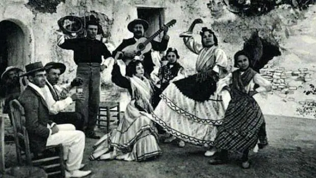 Gitanos en las cuevas del Sacromonte de Granada
