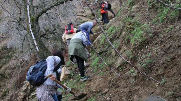 Trabajos para la recuperación de la acequia de careo de Lugros / PROYECTO MEMOLA