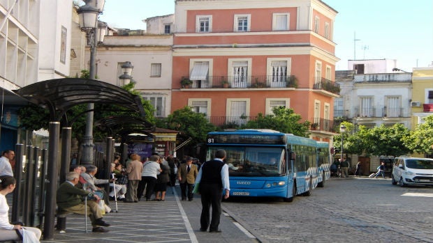 Autobuses en la plaza Esteve