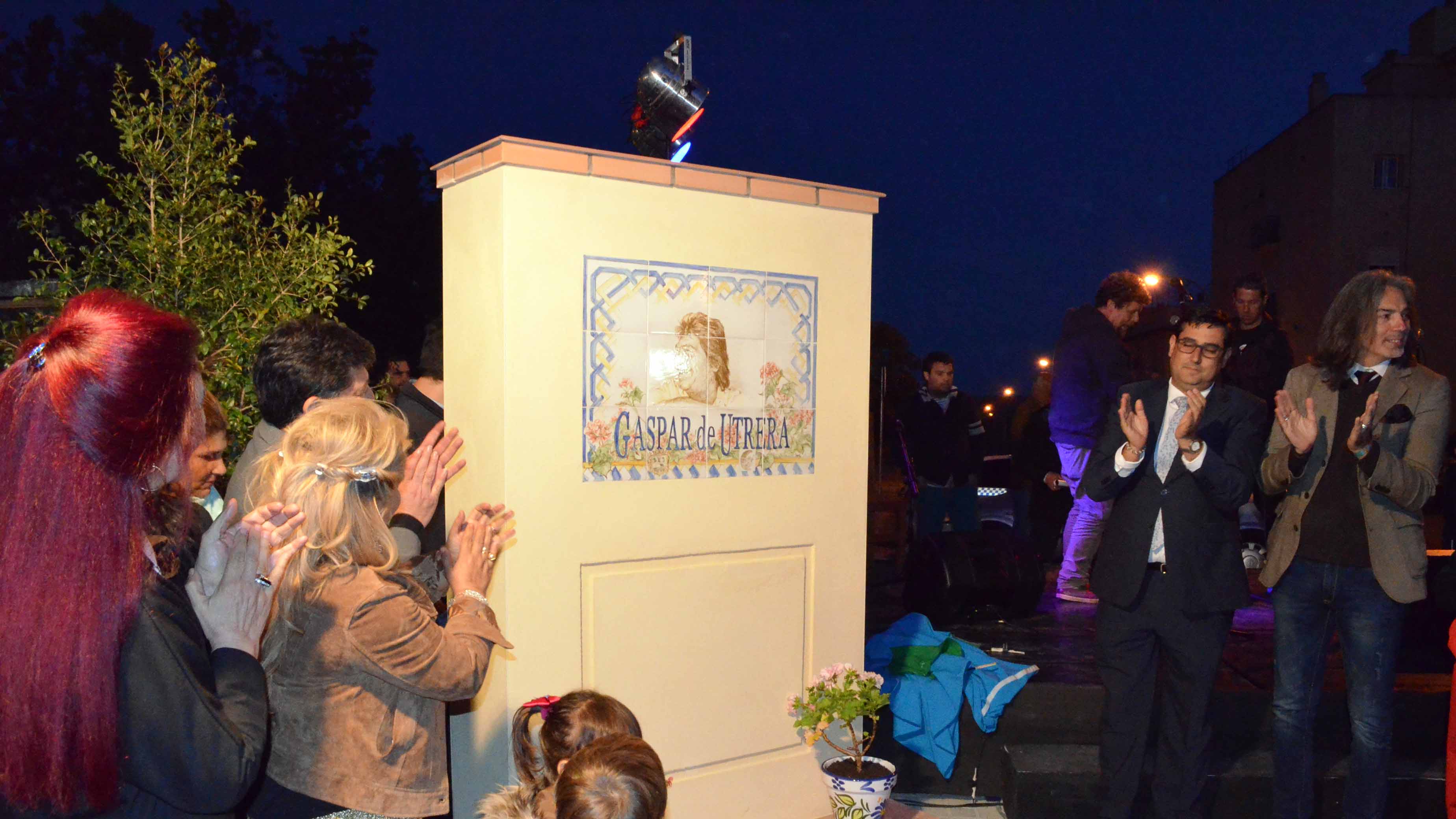 La inauguración de la calle dedicada a Gaspar de Utrera