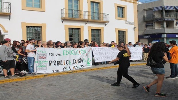 Manifestación de estudiantes en Dos Hermanas