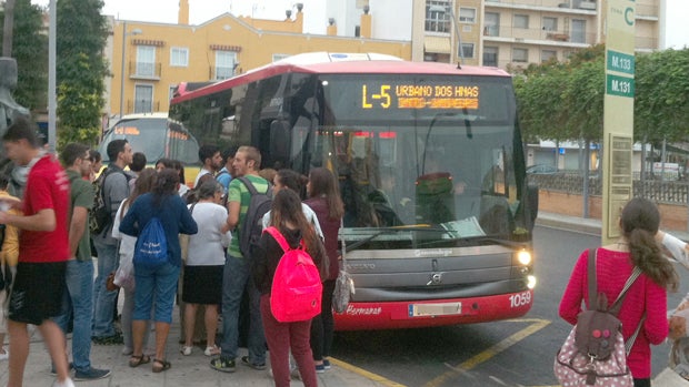 Autobús de la línea 5 a Montequinto / ABC