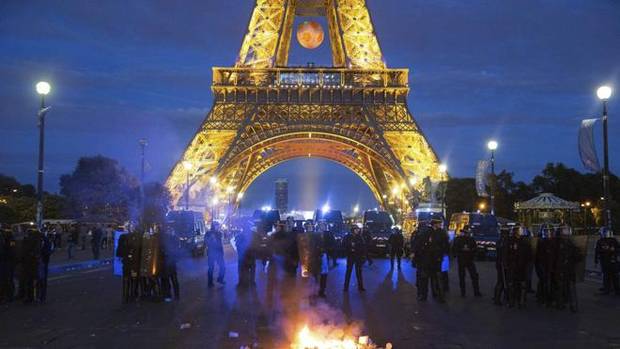 Antidisturbios franceses durante la Eurocopa 2016.