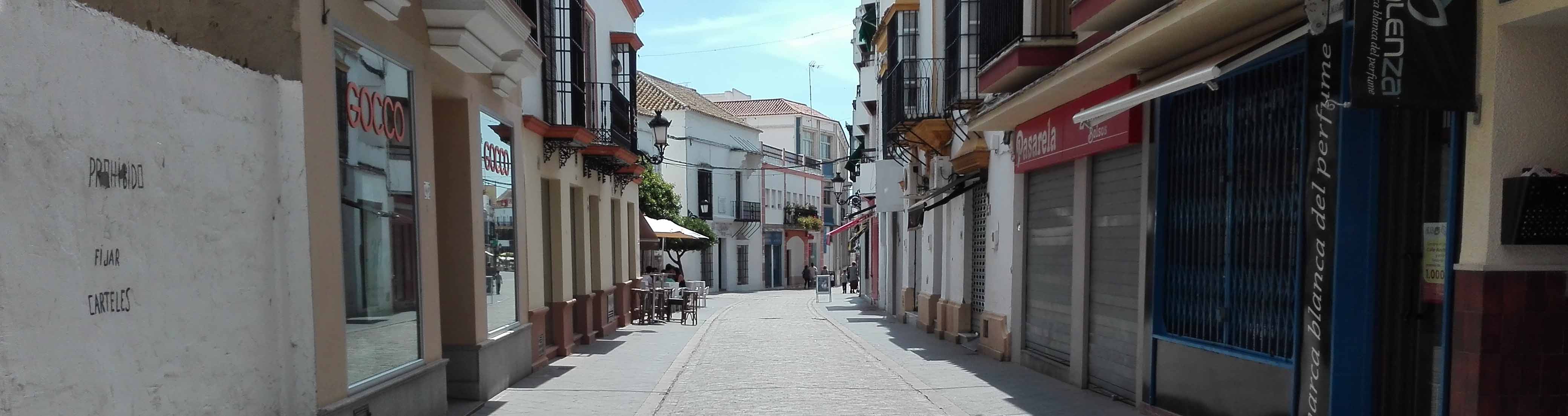 La calle Ancha es una de las calles más comerciales de Utrera