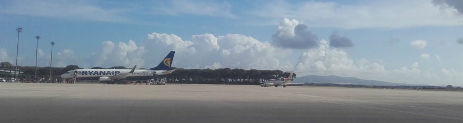 Aviones en el aeropuerto de Jerez (J.P.)