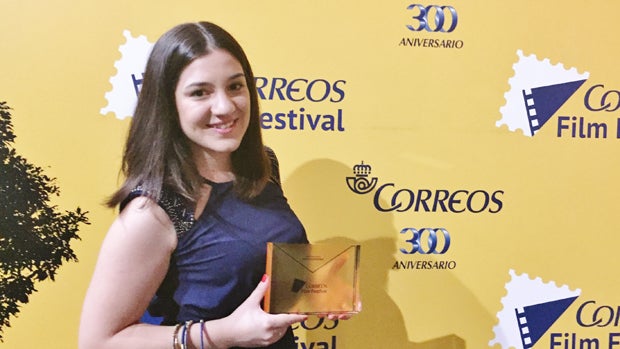 Premian a una joven de Dos Hermanas en un festival nacional de cortos