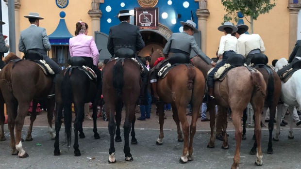 Caballistas en el Real de la Feria de Fuengirola