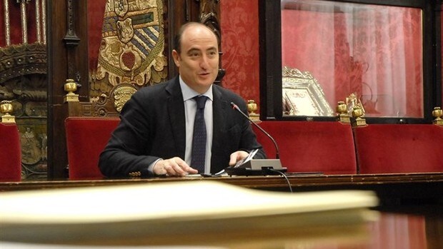 El concejal del PP de Granada, Juan García Montero. / EP