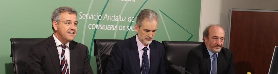 Firma del convenio entre el Ayuntamiento de Estepona y el Servicio Andaluz de Salud