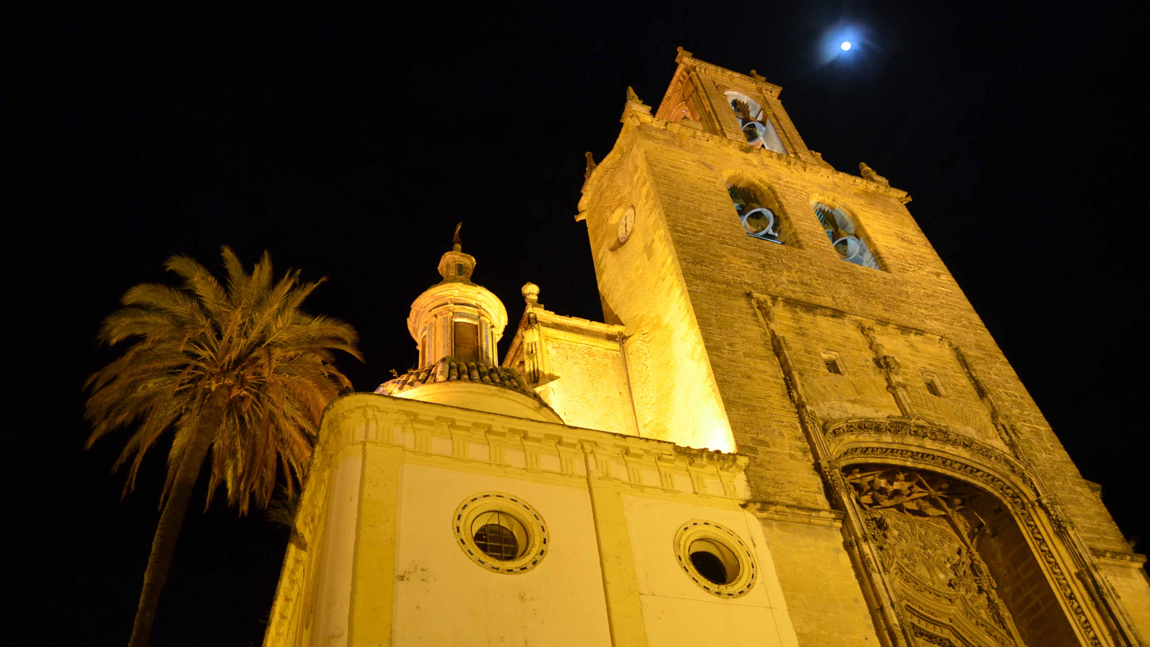 La iglesia de Santiago de Utrera recibe 30.000 euros del Ayuntamiento para pequeñas obras