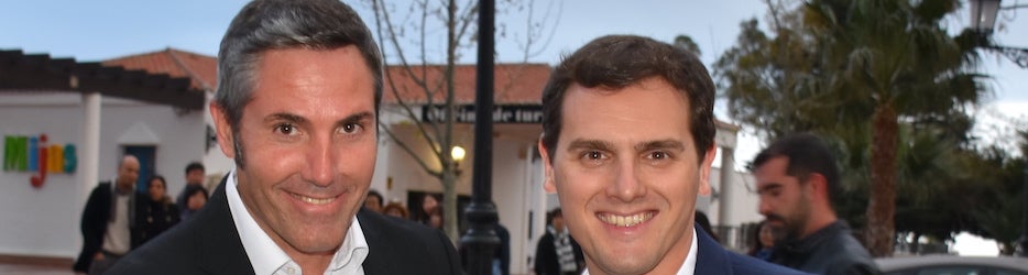 Juan Carlos Maldonado, alcalde de Mijas, con Albert Rivera antes de un acto de Ciudadanos / J.J.M.