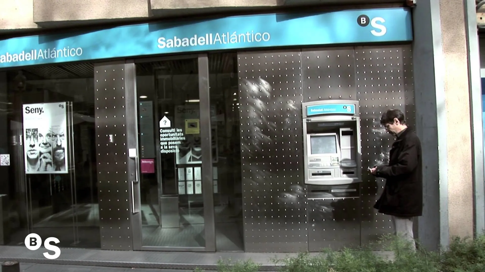 Imagen de una oficina del Banco Sabadell