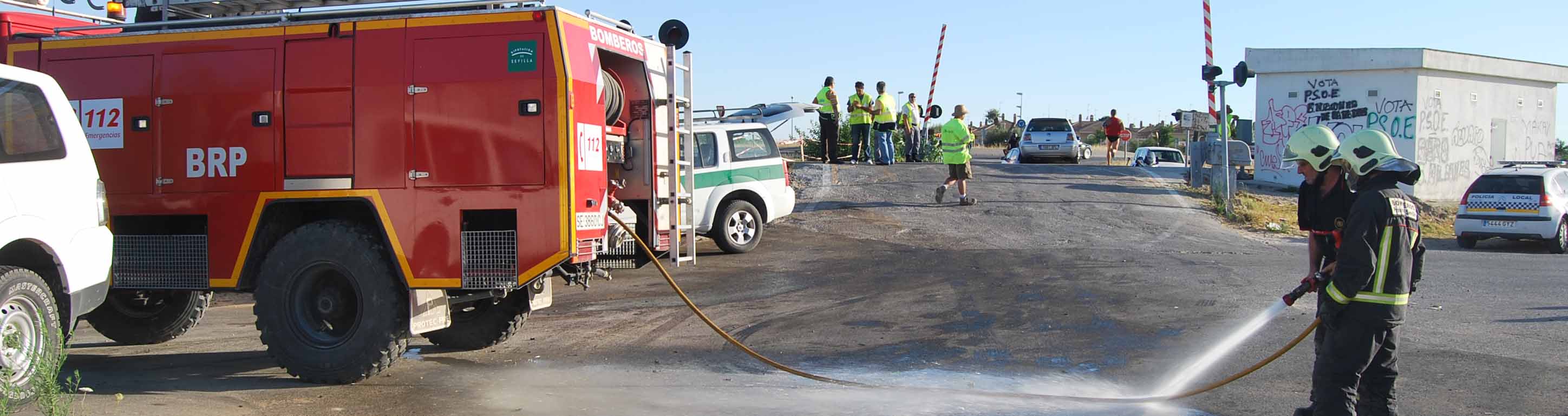 El paso a nivel de la Espiritista de Utrera después de un accidente