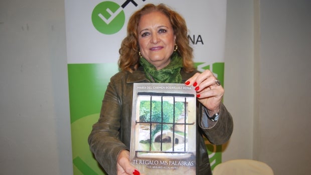 María del Carmen Rodríguez ha dedicado años a recopilar expresiones populares de Alcalá