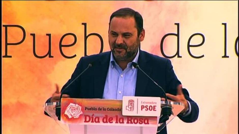 Ábalos tacha de "populismo xenófobo" el desafío independentista en Cataluña