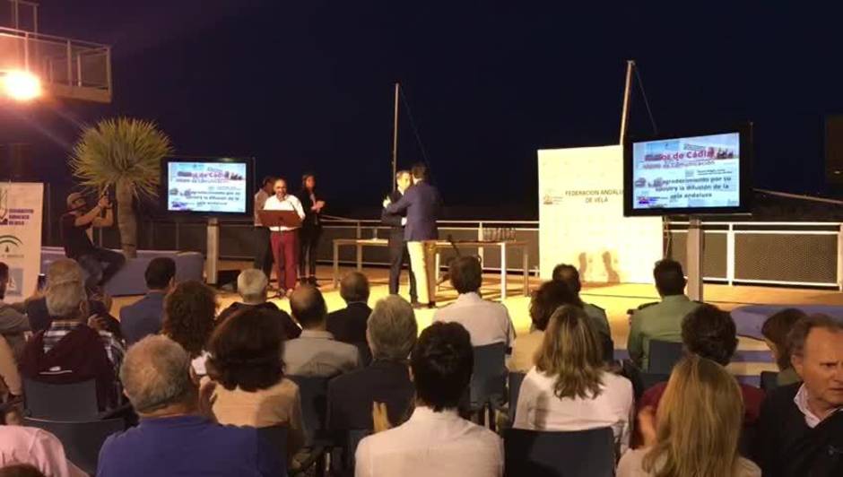 La Federación Andaluza premia a LA VOZ por su difusión de la vela