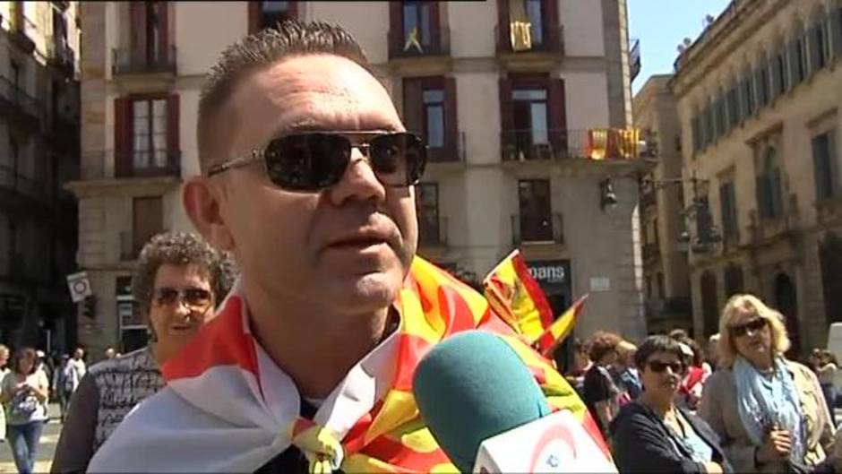 Concentración de Tabarnia frente al Palau de la Generalitat