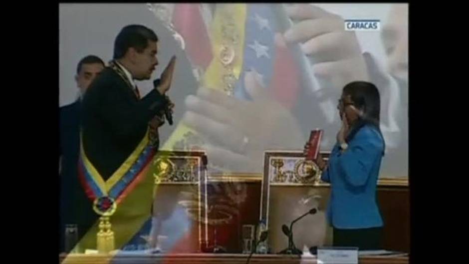 Maduro: "Juro cumplir y hacer cumplir nuestra Constitución bolivariana"