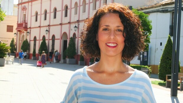 La portavoz de Ciudadanos, Rosa Carro, denuncia la situación económica del Ayuntamiento