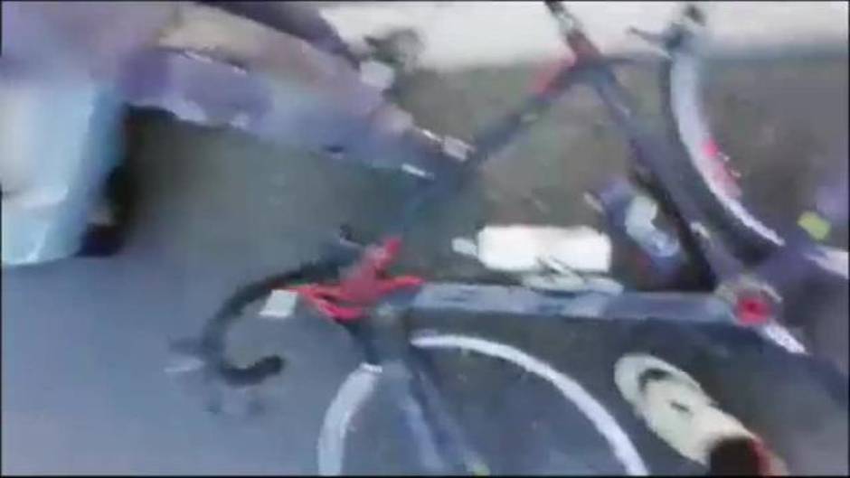 Dos hombres agreden a un ciclista que les recriminó una maniobra peligrosa
