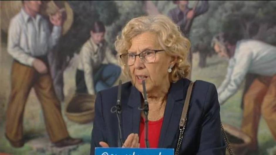 Carmena propone a Fátima Báñez que los inmigrantes sin papeles puedan trabajar en las obras del Ayuntamiento