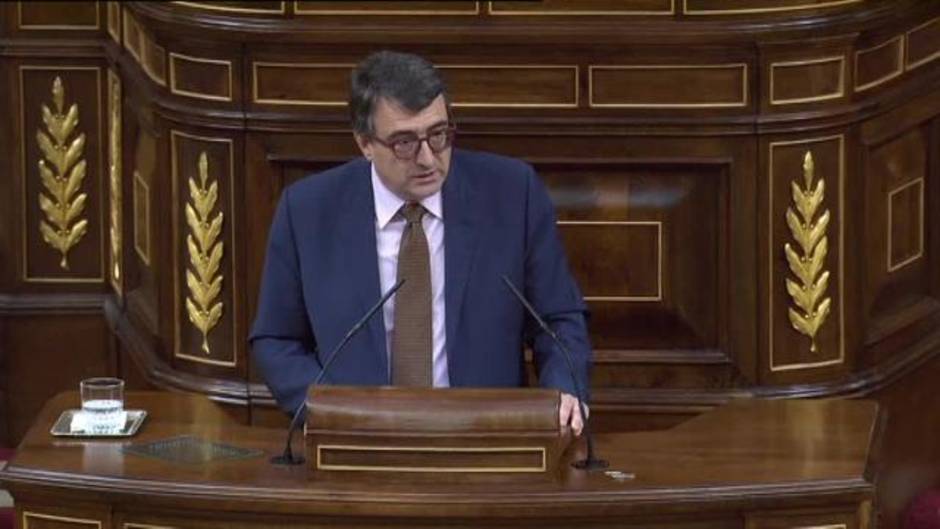 El PNV anuncia en el Congreso que apoyará la moción de censura