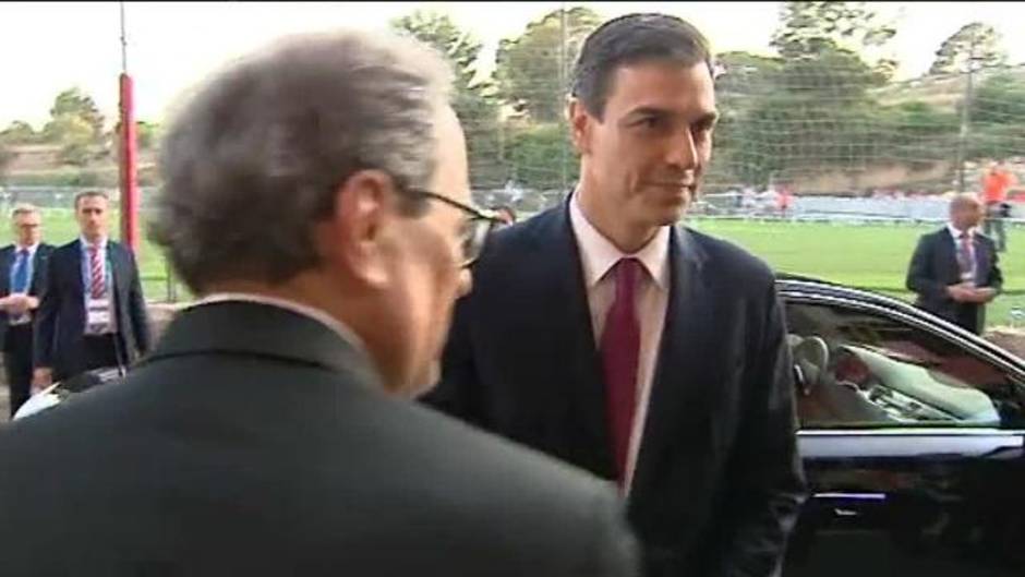 Primer encuentro de Felipe VI y Quim Torra, en Tarragona.