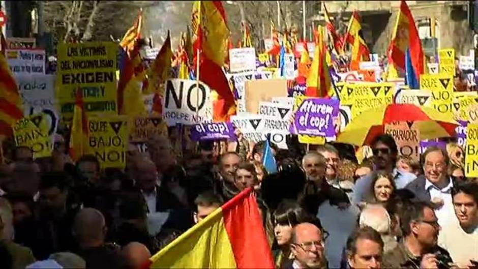 Así espiaban los Mossos a los opositores al independentismo catalán