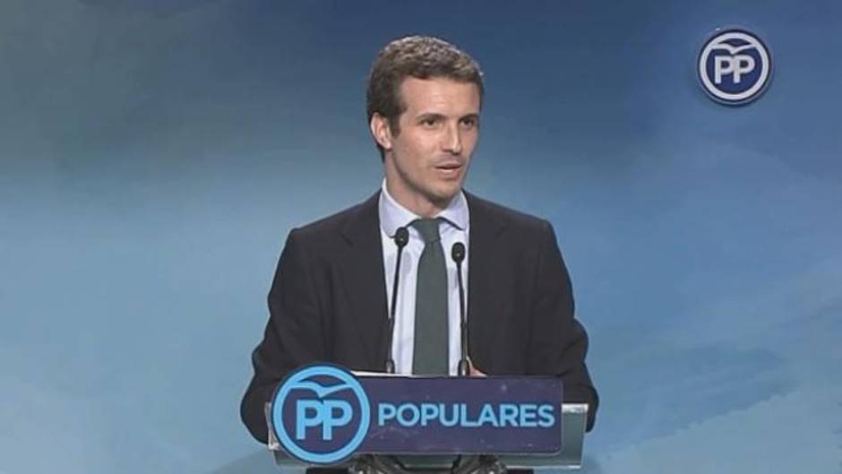 Casado competirá por la presidencia del PP en la segunda vuelta