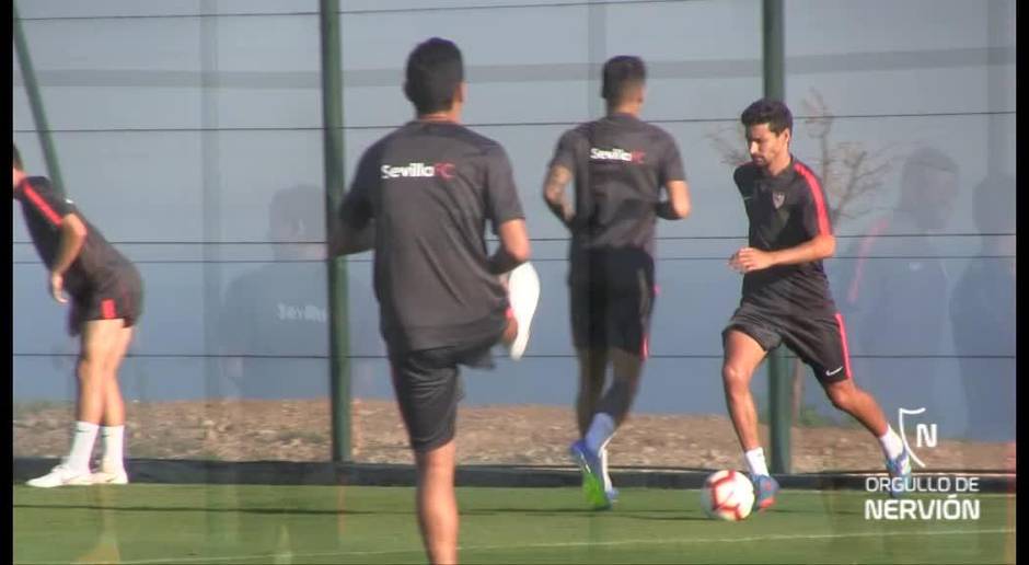 Navas se entrena sin problemas con el Sevilla en Benidorm