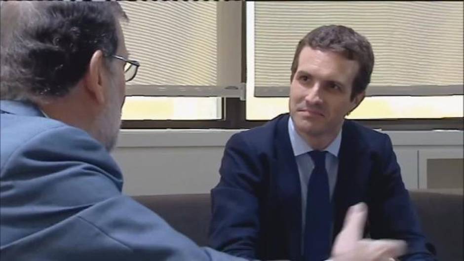 Casado se reúne con su antecesor, Mariano Rajoy