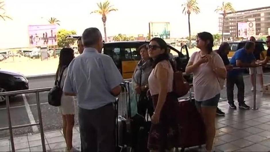 El conflicto del taxi en Barcelona tiene su origen en la concesión del número de licencias de los VTC