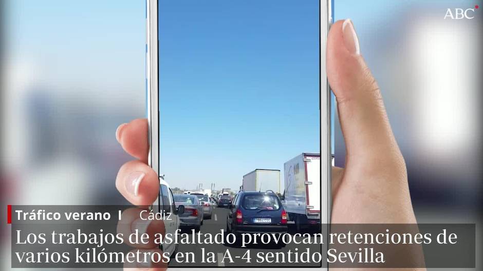 Kilómetros de retenciones en la A-4 sentido Sevilla debido a los trabajos de asfaltado