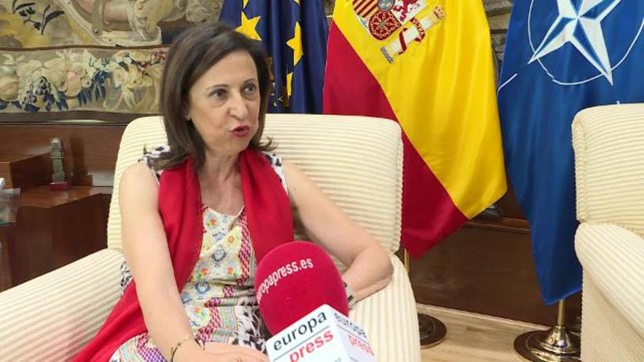 Robles dice que el Gobierno será respetuoso si el juez cita a Corinna