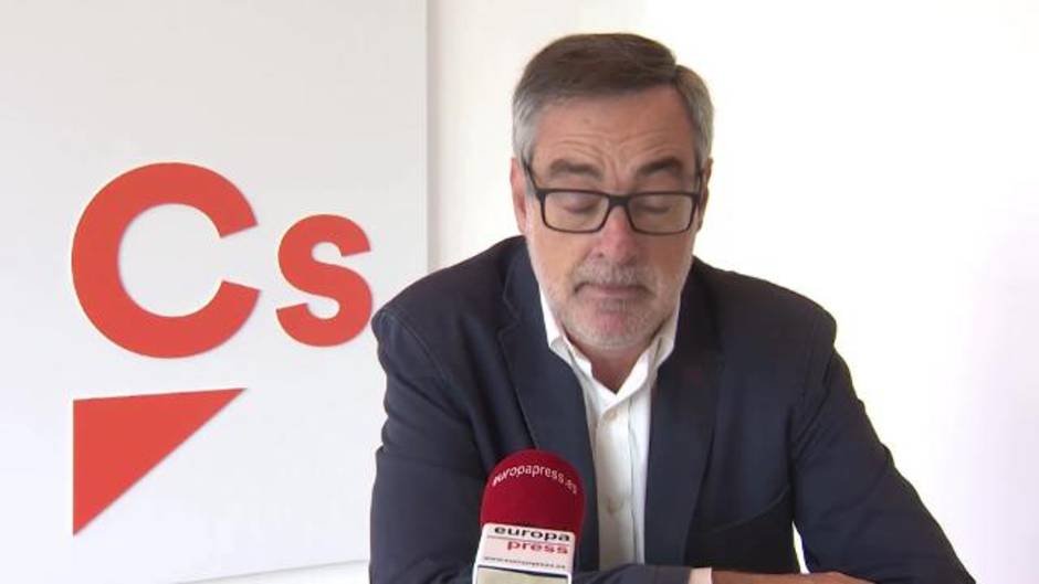 Cs acusa al Gobierno de dar "bandazos" con el Valle de los Caídos
