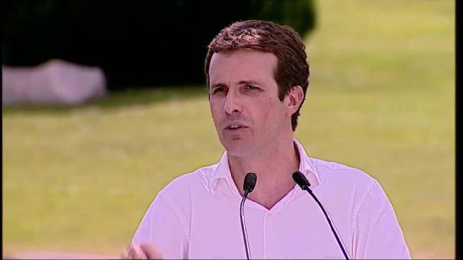 Casado anuncia una Fundación Concordia y Libertad presidida por Suárez Illana