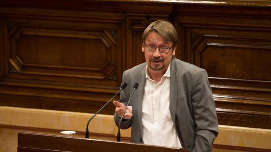 Dimite Xavier Domènech como líder de Podemos en Cataluña