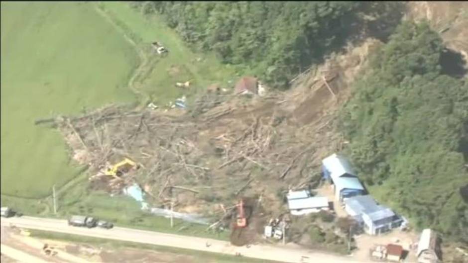 Al menos 16 muertos y 100 heridos tras el terremoto que ha sacudido Japón