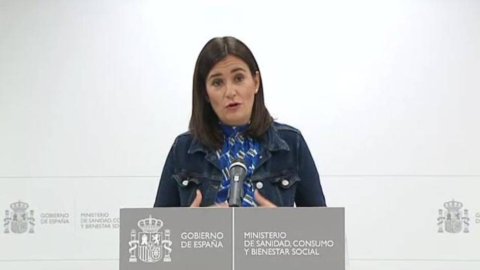 La ministra de Sanidad dimite por las irregularidades de su máster