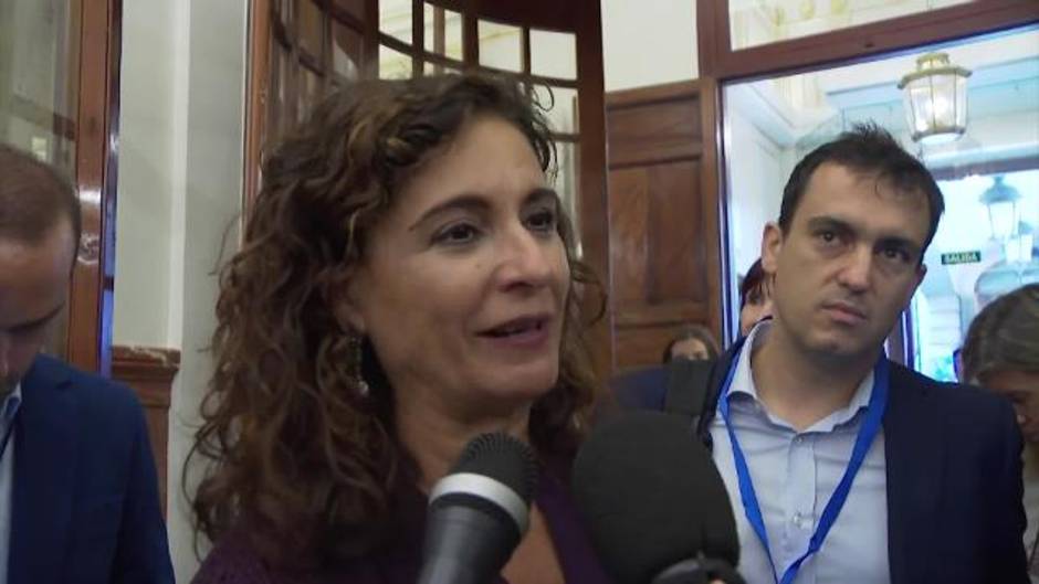 Montero señala el compromiso del Gobierno con "la ejemplaridad"