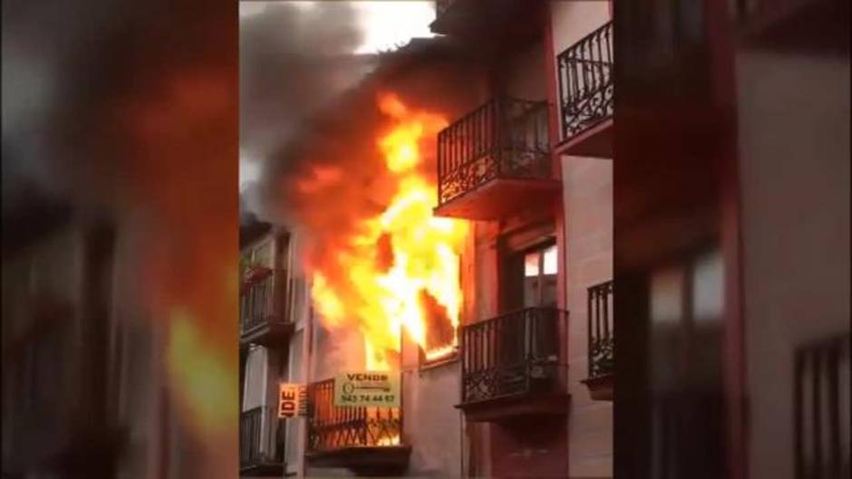 Desalojan varias viviendas por un incendio en Elgoibar