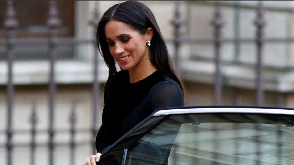 Meghan Markle se salta el protocolo en su primer acto oficial en solitario