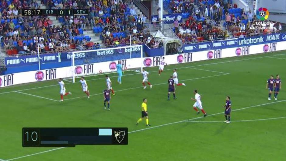 Gol de Éver Banega (0-2) en el Eibar 1- 3 Sevilla